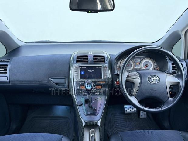 Toyota Blade 2009 White
