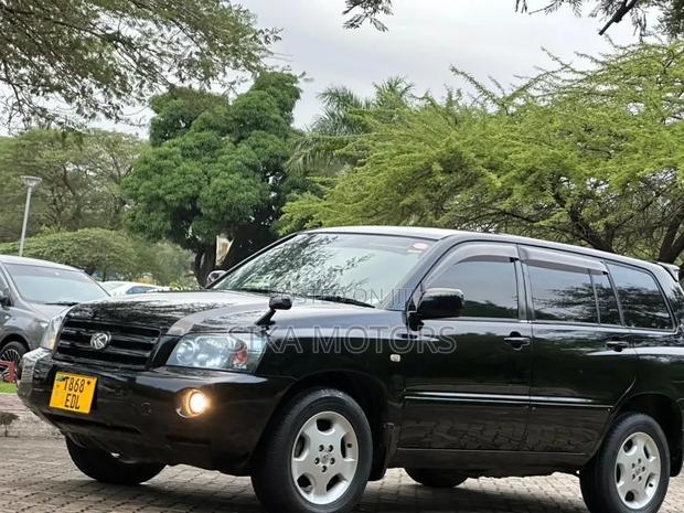 Toyota Kluger 2006 Black