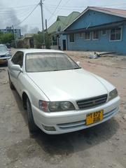 Toyota Chaser 2000 White for sale
