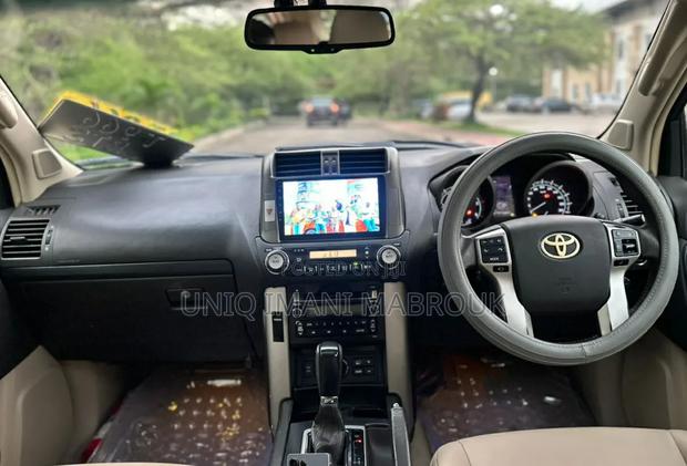 Toyota Land Cruiser Prado 2011 Beige
