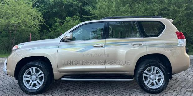 Toyota Land Cruiser Prado 2011 Beige