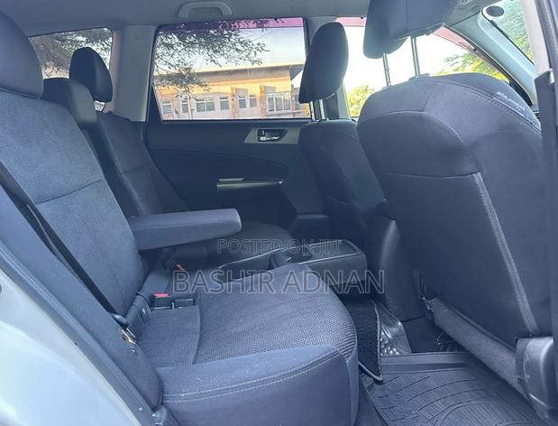 Subaru Forester 2012 Pearl