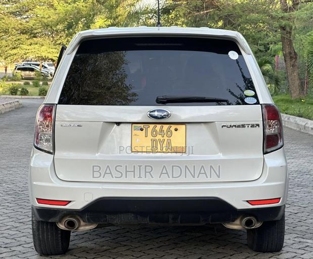 Subaru Forester 2012 Pearl