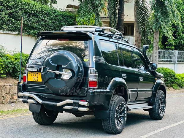Toyota Land Cruiser Prado 2002 Green