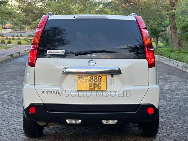 Nissan X-Trail 2009 White