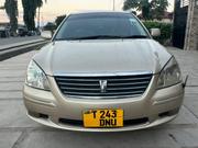 Toyota Premio 2003 Gold for sale