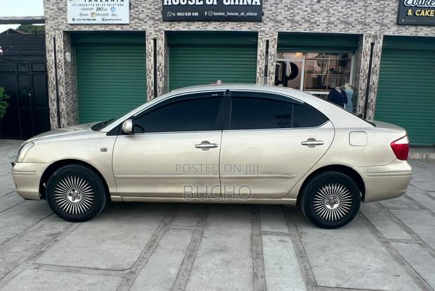 Toyota Premio 2003 Gold