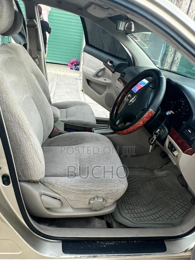 Toyota Premio 2003 Gold