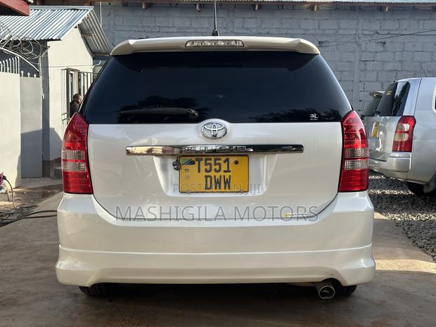 Toyota Wish 2007 White