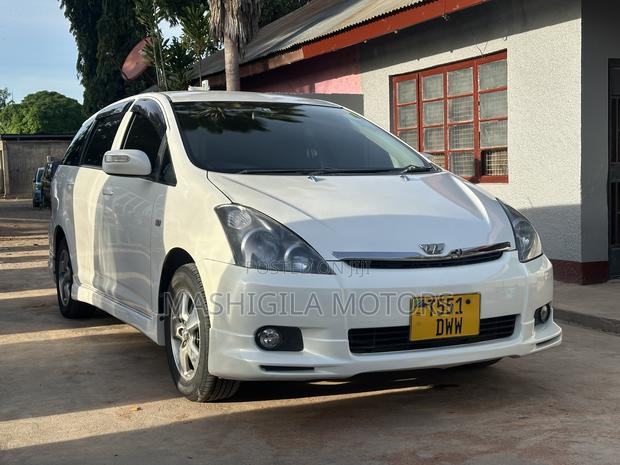 Toyota Wish 2007 White
