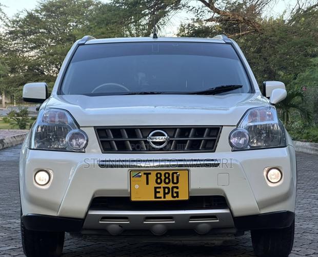 Nissan X-Trail 2009 White