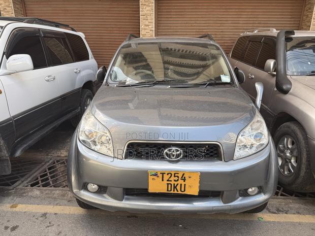 Toyota Rush 1.5 RWD 2006 Gray