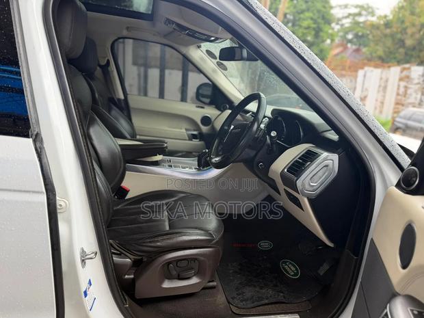 Land Rover Range Rover Sport 2016 White