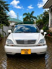 Toyota Harrier 2002 Pearl for sale