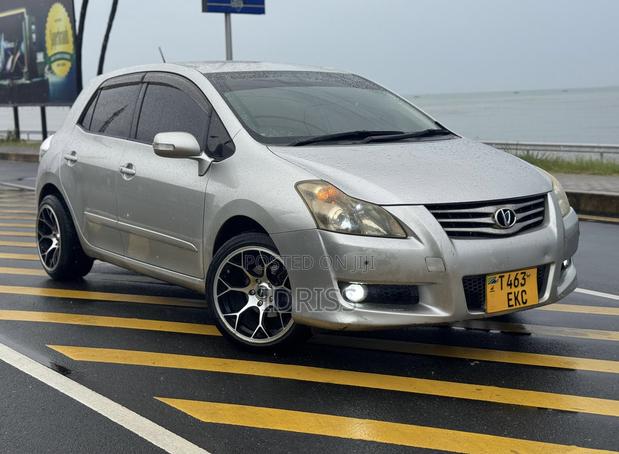 Toyota Blade 2006 Silver