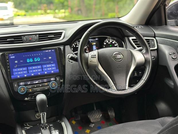 Nissan X-Trail 2.0 Hybrid FWD 2016 Black