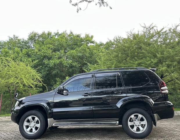Toyota Land Cruiser Prado 2007 Matt Black