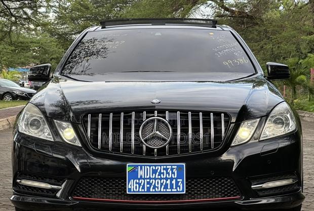 Mercedes-Benz E350 2012 Black
