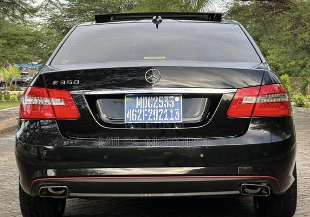 Mercedes-Benz E350 2012 Black