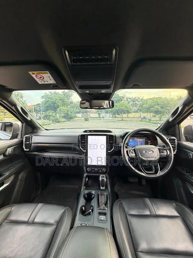 Ford Ranger Wildtrak 2023 Gray