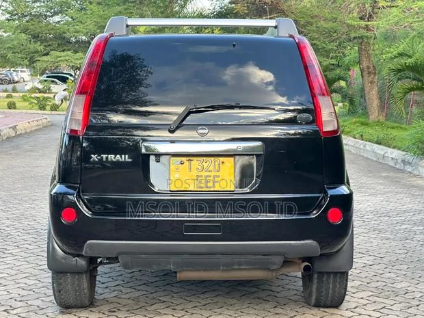Nissan X-Trail 2004 Black