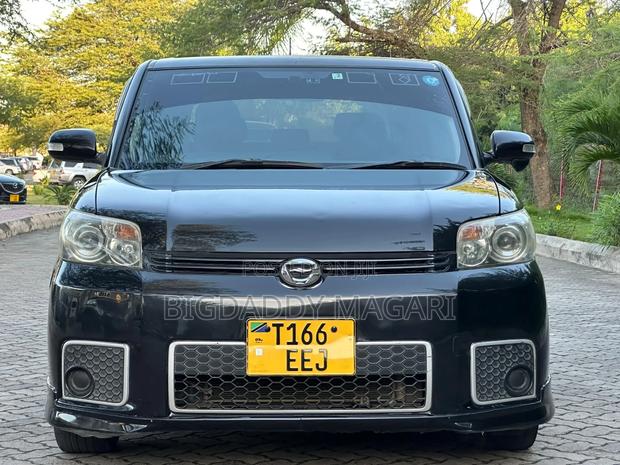 Toyota Corolla Rumion 2009 Black