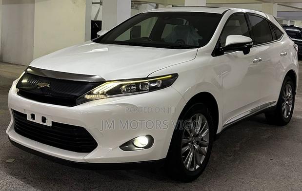 Toyota Harrier 2.0 2015 Pearl