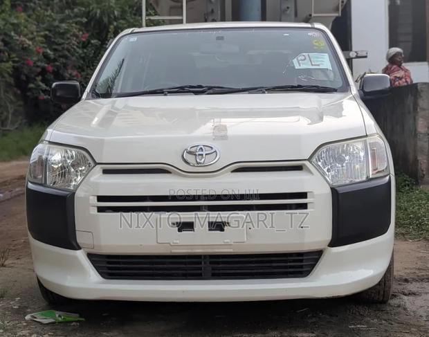 Toyota Probox 2016 White