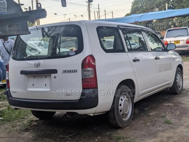 Toyota Probox 2016 White