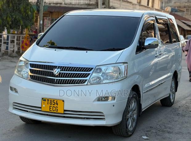 Toyota Alphard 2005 White