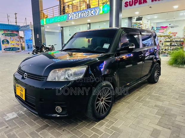 Toyota Corolla Rumion 2008 Black