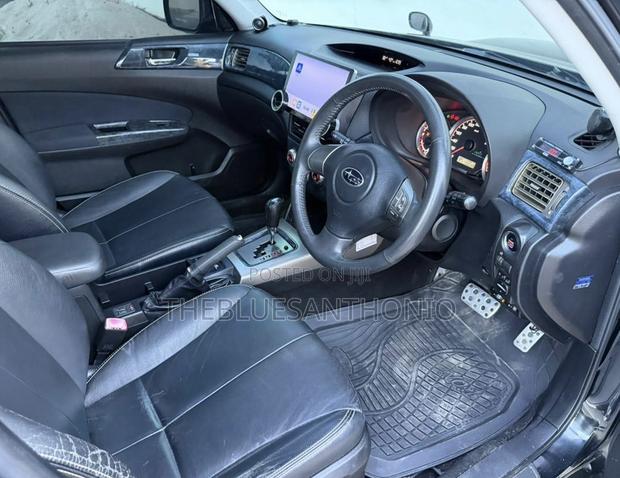 Subaru Forester 2010 Black