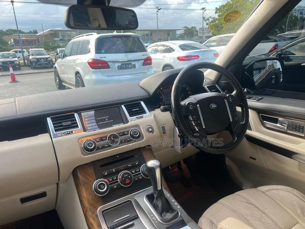 Land Rover Range Rover Sport HSE 4x4 (5.0L 8cyl 6A) 2010 Black