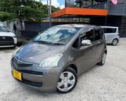 Toyota Ractis 2005 Gray for sale