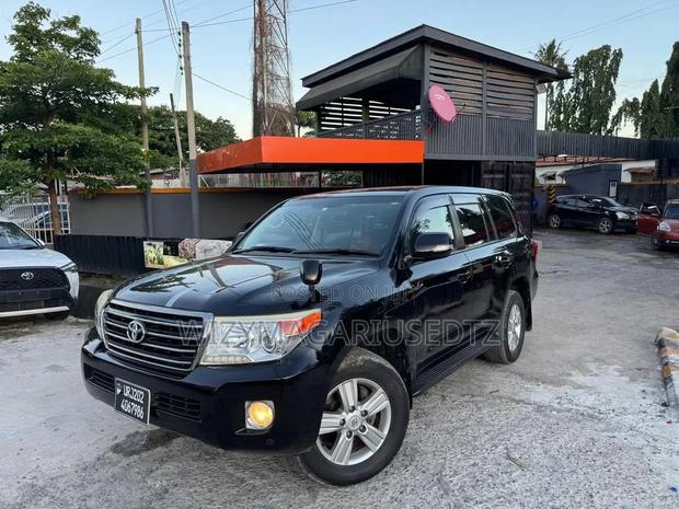 Toyota Land Cruiser 2014 Black