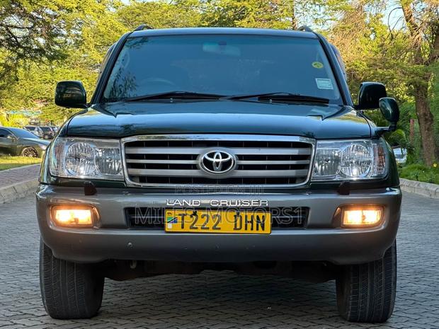 Toyota Land Cruiser 2004 Green