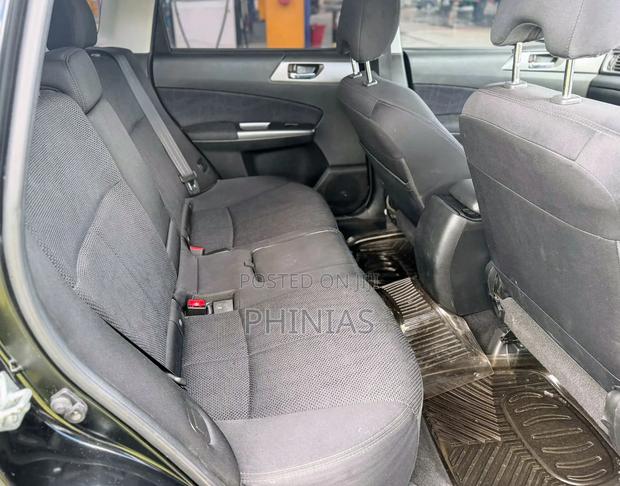 Subaru Forester 2010 Black