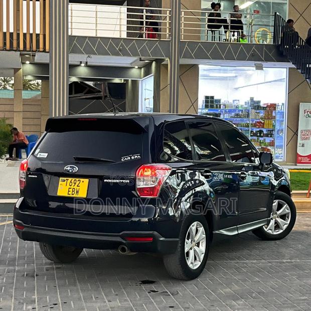 Subaru Forester 2014 Black