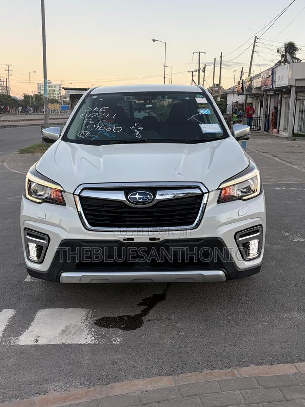 Subaru Forester 2019 White