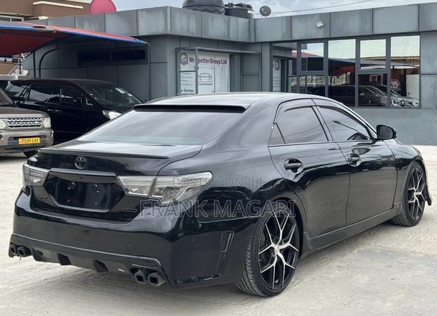 Toyota Mark X 2010 Black