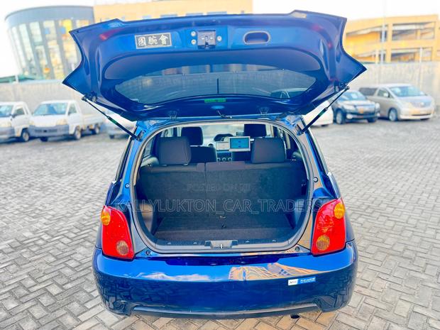 Toyota IST 2007 Blue