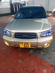 Subaru Forester 2011 Gold for sale