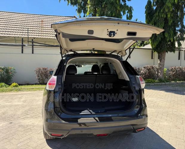 Nissan X-Trail 2014 Gray