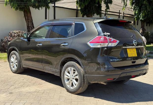 Nissan X-Trail 2014 Gray