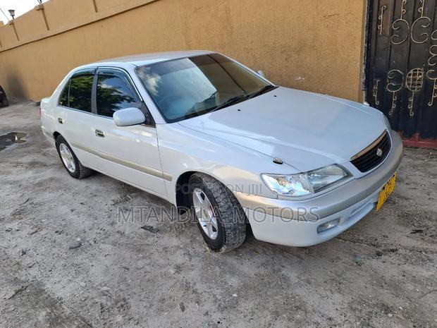 Toyota Corona Premio 2.0 Petrol AWD 2001 White