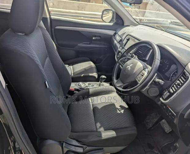 Mitsubishi Outlander 2.0 PHEV AWD 2015 Black