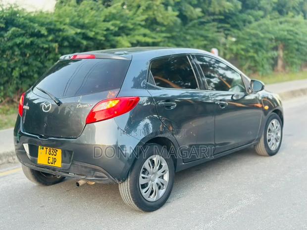 Mazda Demio 2010 Gray