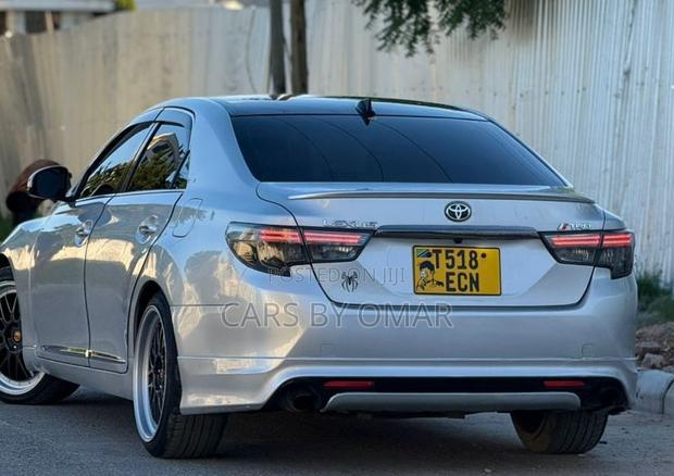 Toyota Mark X 2010 Silver