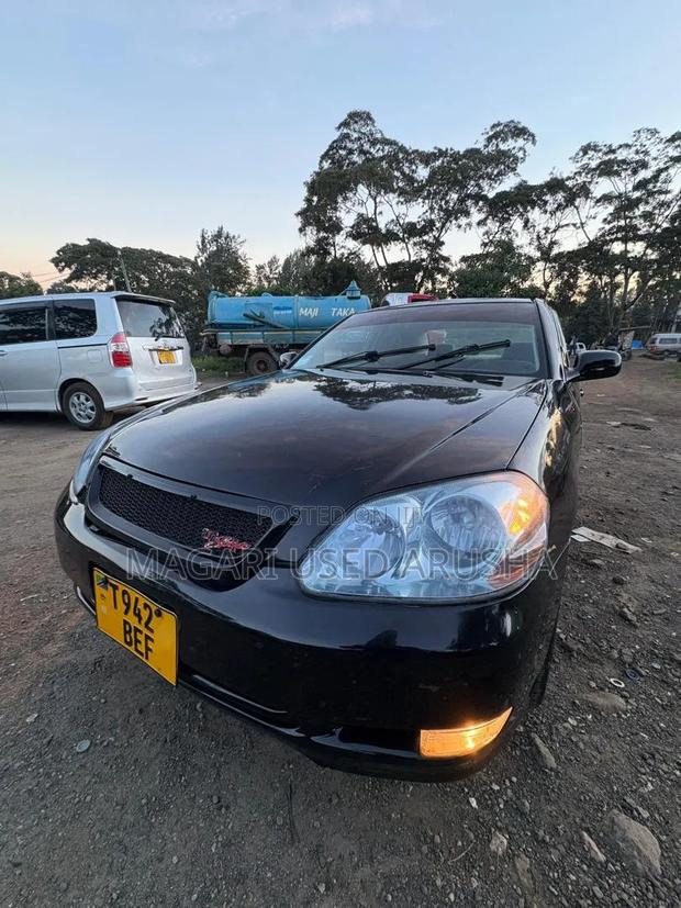 Toyota Mark II 2001 Black