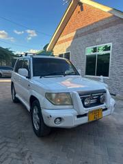 Mitsubishi Pajero 2005 White for sale